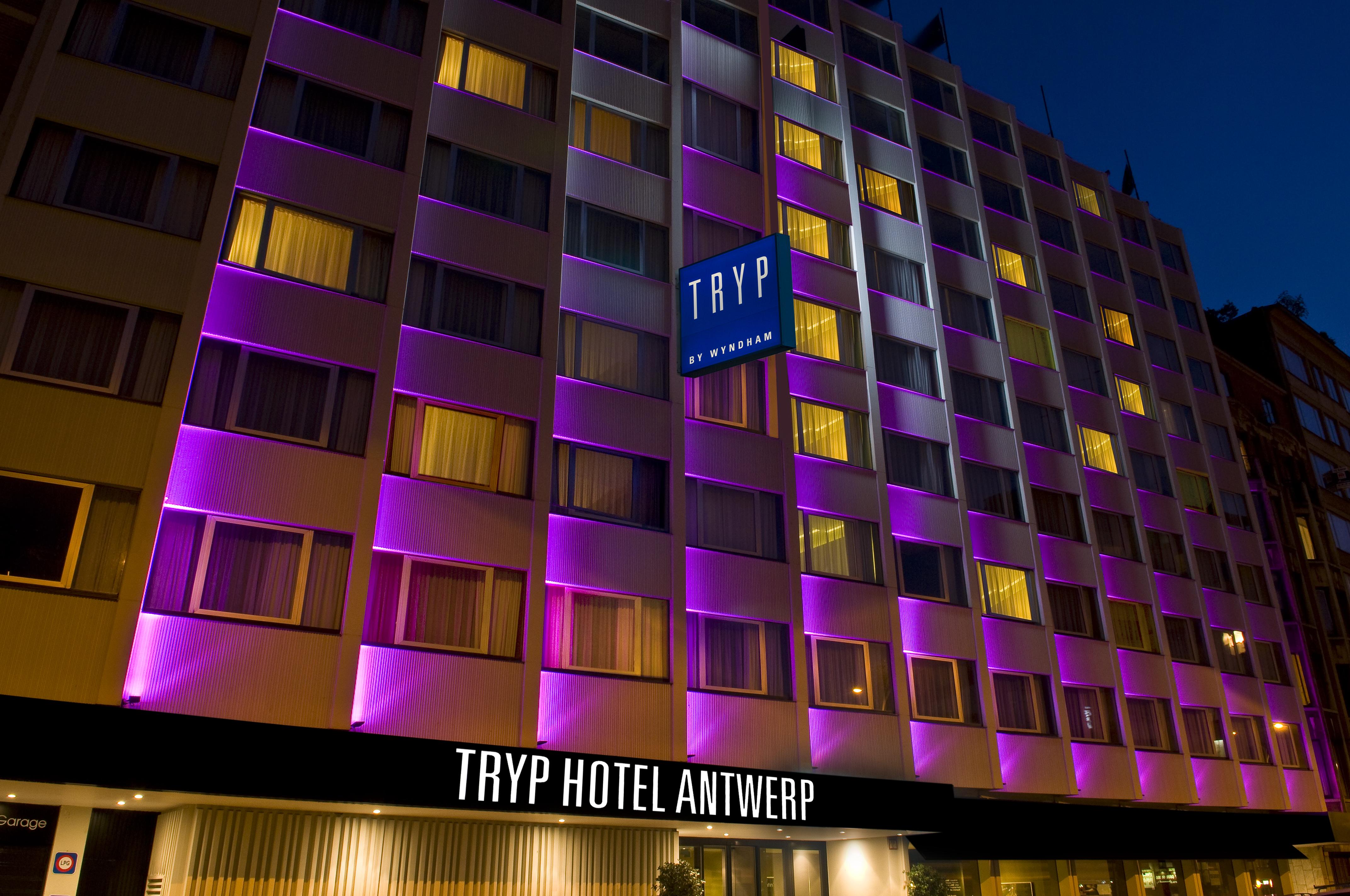 Hotel Tryp By Wyndham Antwerpen Exterior foto